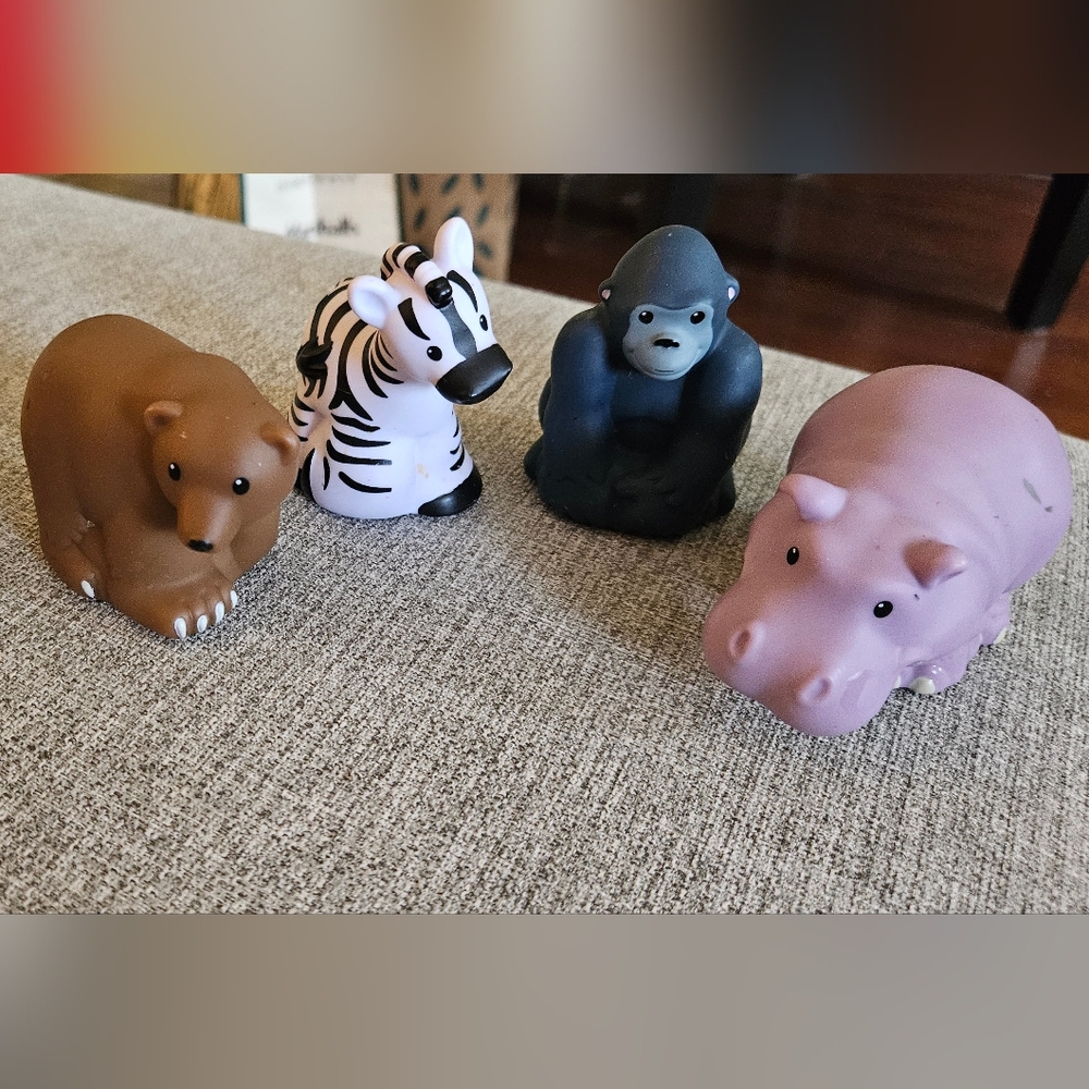 Little-People Zoo Talkers